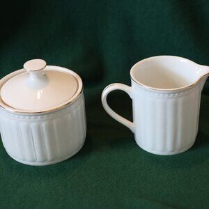 Oneida Majesticware Athena Gold Sugar Dish with Lid and Creamer Fine China